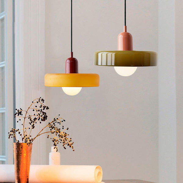 Gekleurd Glazen Hanglamp – Verfijn Uw Ruimtes Met Stijl