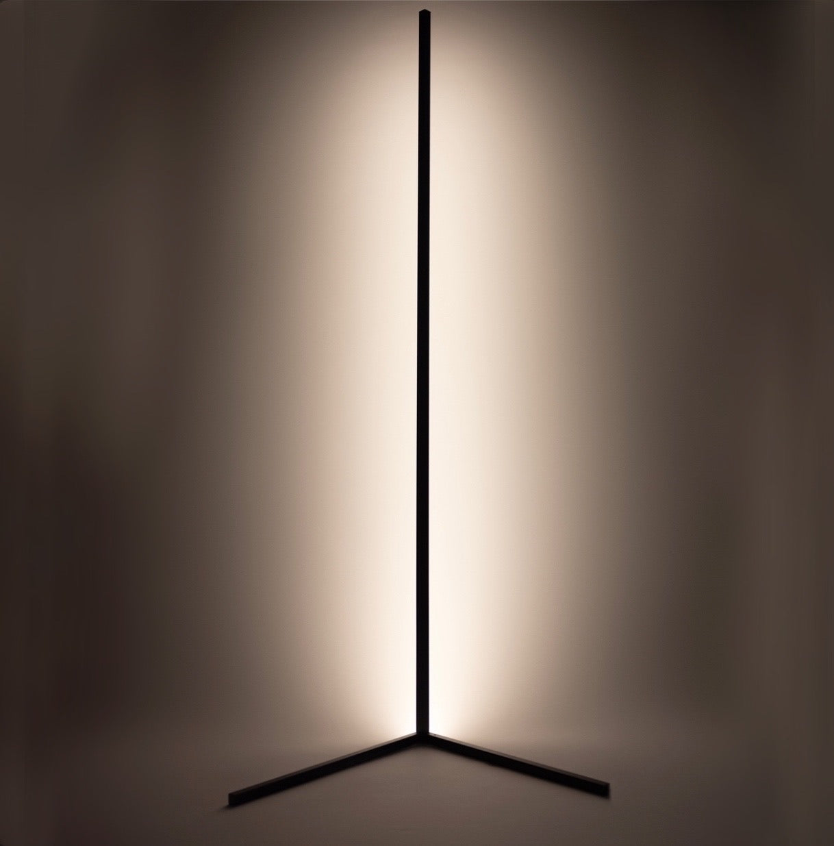 مصباح زاوية LED - إضاءة جو وتصميم بسيط