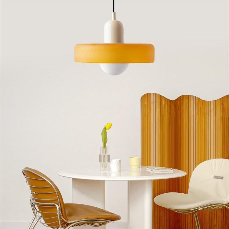 Gekleurd Glazen Hanglamp – Verfijn Uw Ruimtes Met Stijl
