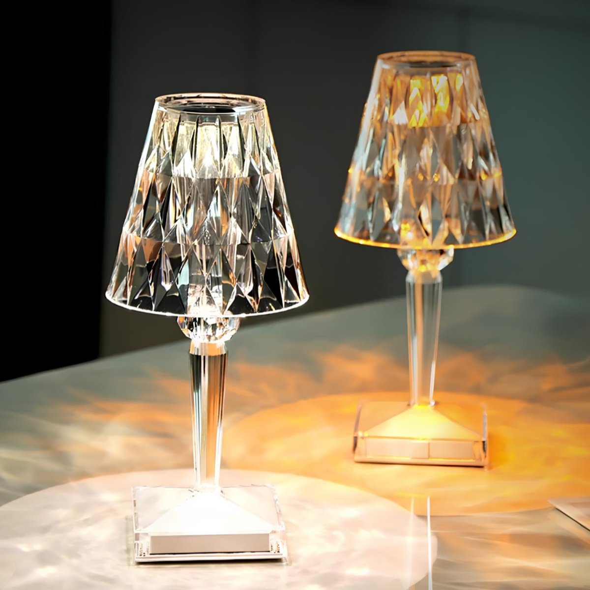 Crystal Table Lamp – Modern Elegance and Warm Atmosphere
