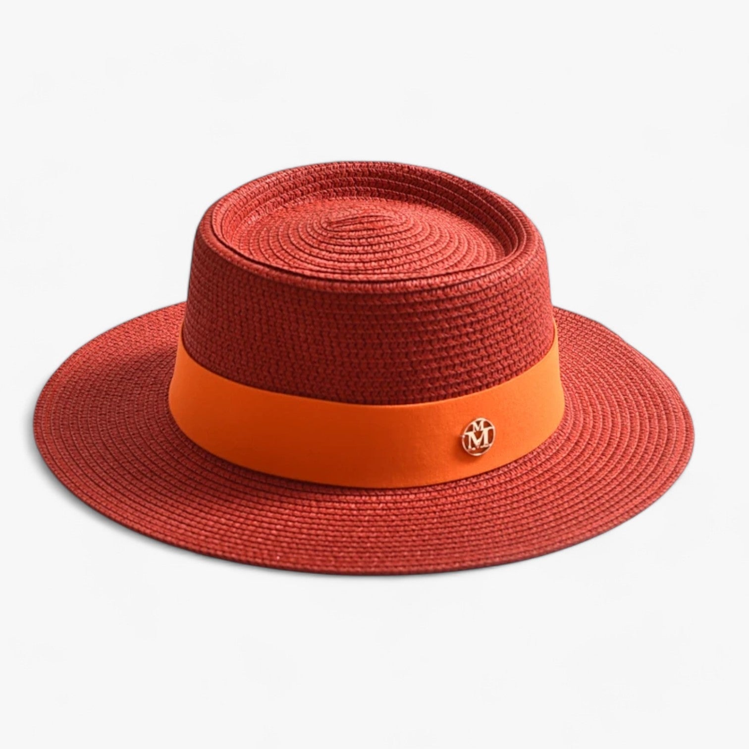 Cappello a Cloche in Paglia – Eleganza Retro e Protezione Solare 