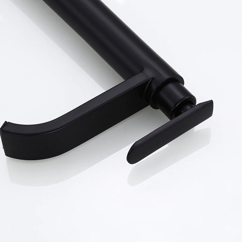 Hochstehender Waschtischarmatur – Elegante matte schwarze Ausführung 