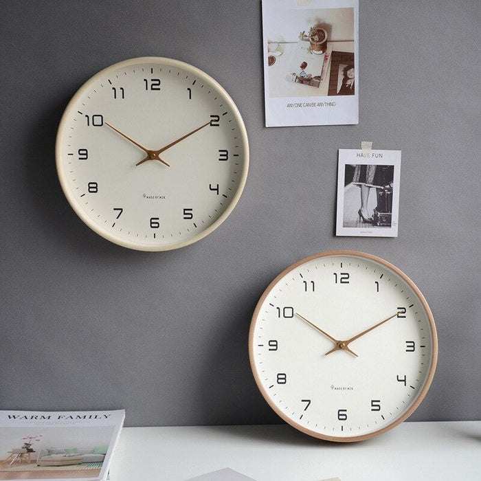 Modern Fali Óra – Minimális és Elegáns Dizájn 