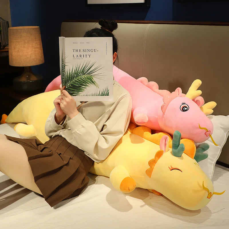 Cojín Dragón de Peluche – Dulzura y Fantasía 