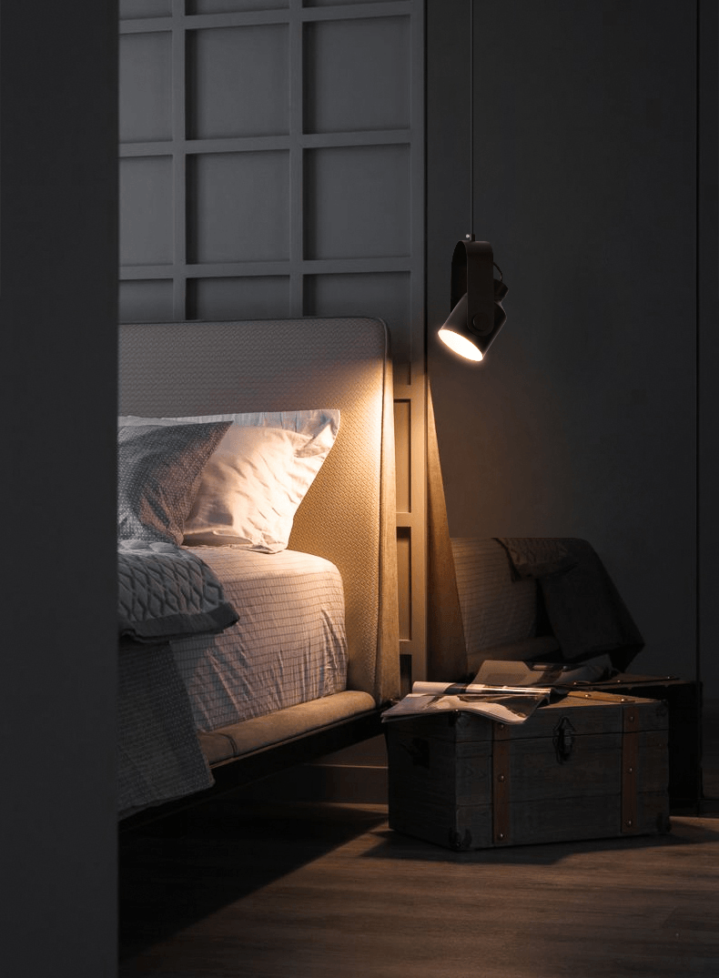 Spot Plafonier Clasic – Iluminat Elegant și Intemporal 