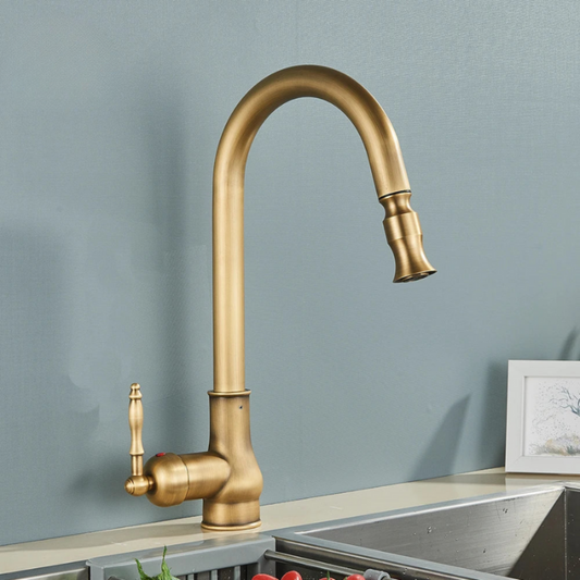 Torneira de Cozinha Vintage – Elegância Clássica e Acabamento Autêntico 