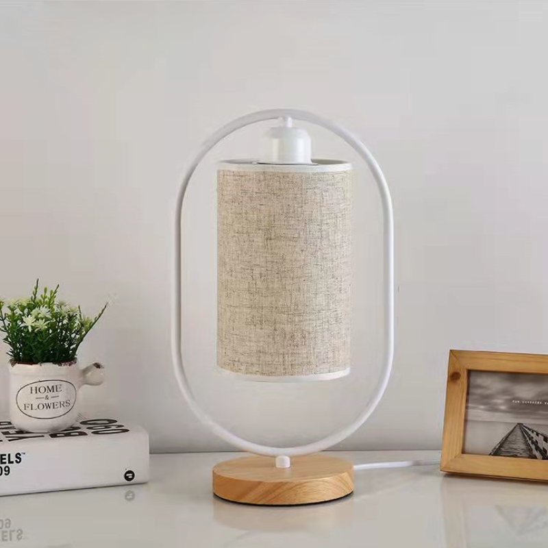 Lampă de Masă LED — Eleganță Vintage 