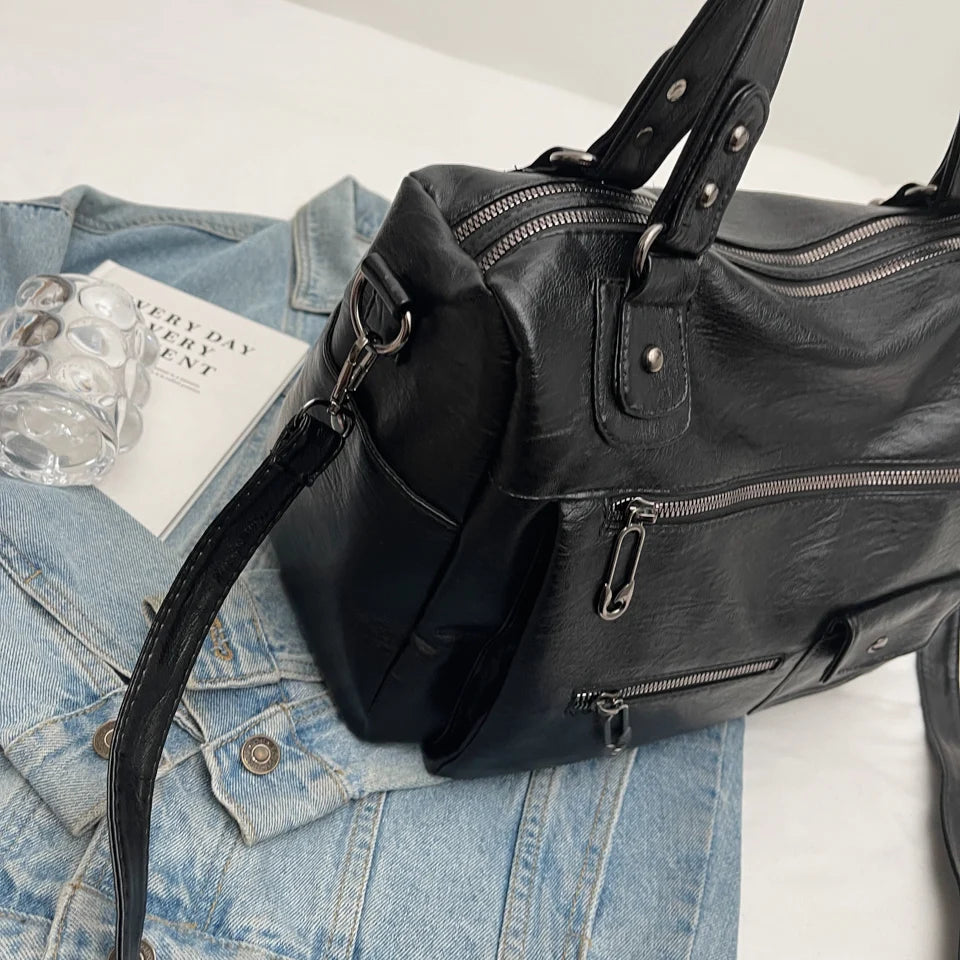 Belmonde | Grande Bolsa de Estudo em Bandoleira – Praticidade e Elegância Diária 
