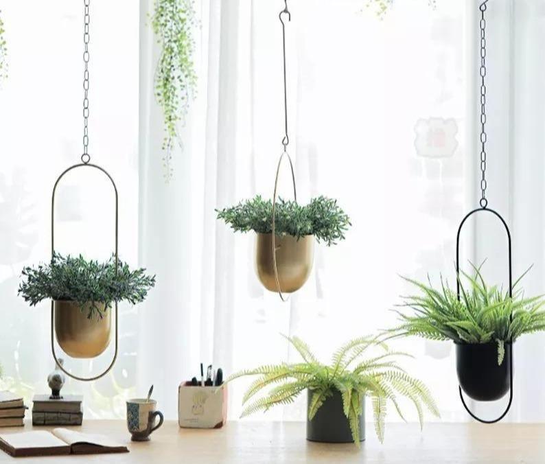 Wandaufhängung – Industrielle und moderne Eleganz 