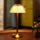 Lámpara de mesa inalámbrica – iluminación nómada y elegante 