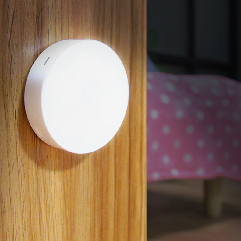 Bevægelsesdetektorlampe - kompakt design og høj følsomhed