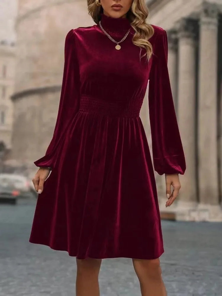 Ornélia | Rochie Elegantă – Stil Guler Rulat și Siluetă Elegantă 