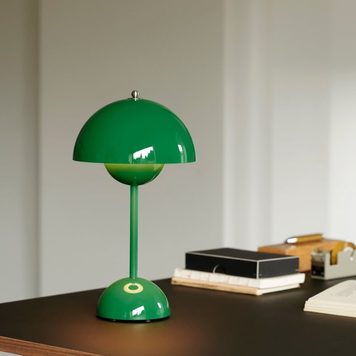 Irodai LED Lámpa – Modern egyszerűség és funkcionalitás 
