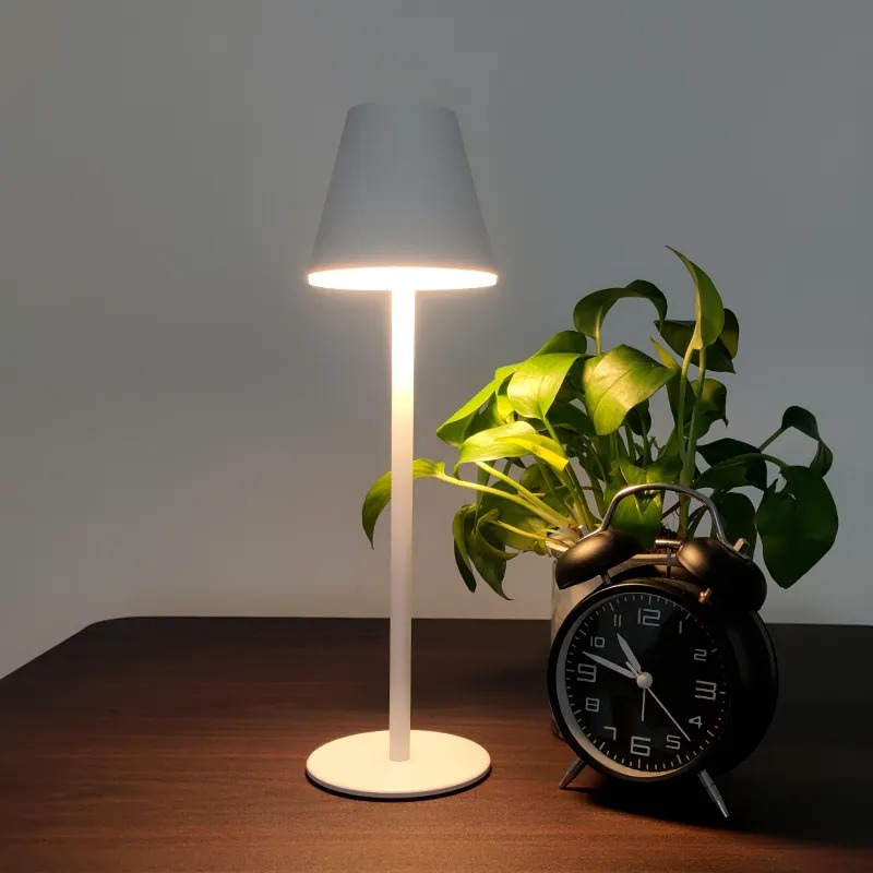 Kabellampe – Modernes Design und mobiles Licht 