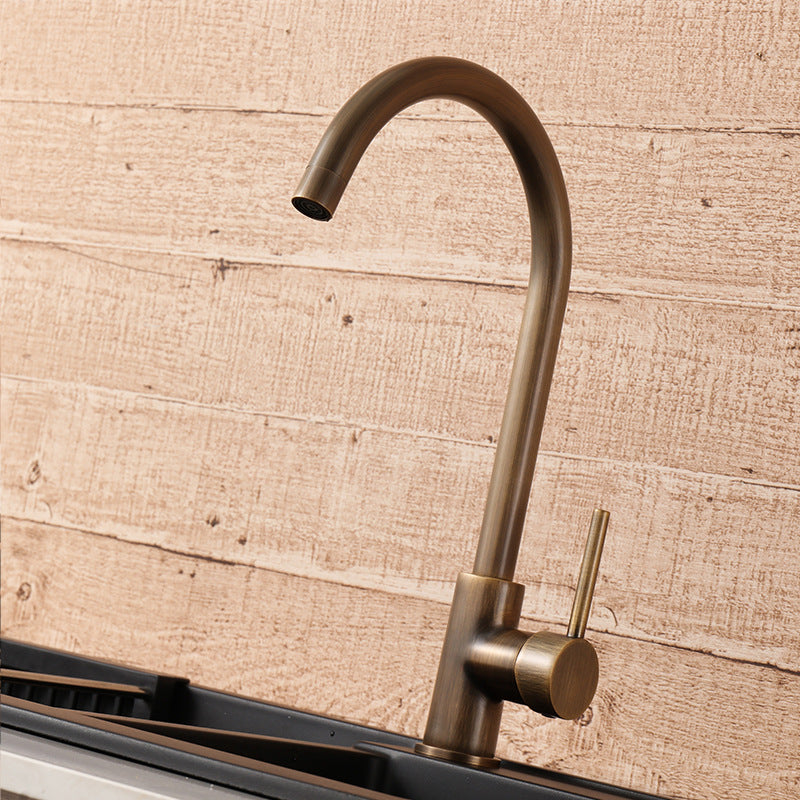 Rubinetto da Cucina Elegante – Bronzo Antico e Design Raffinato 