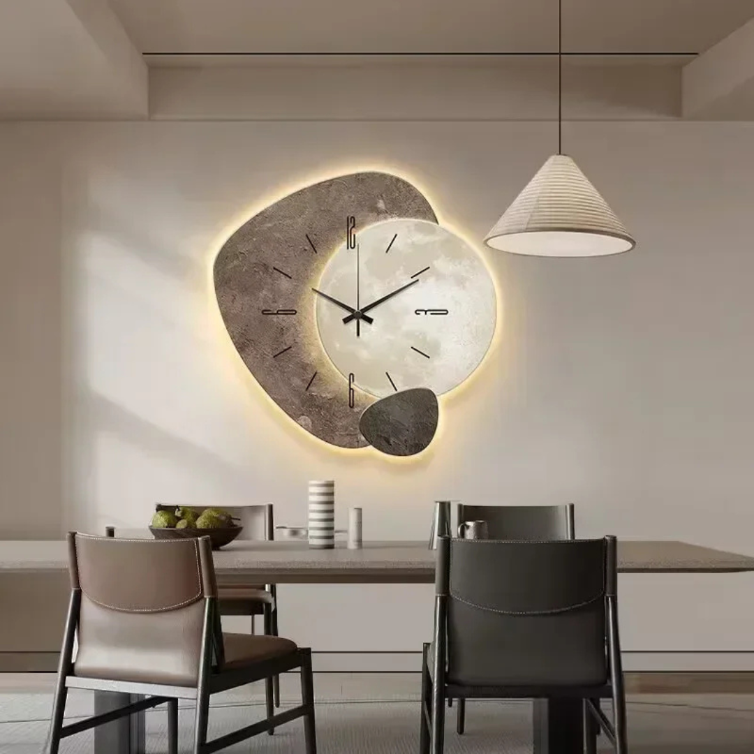 Nagy Falióra – Modern Dizájn és LED Hangulatvilágítás 
